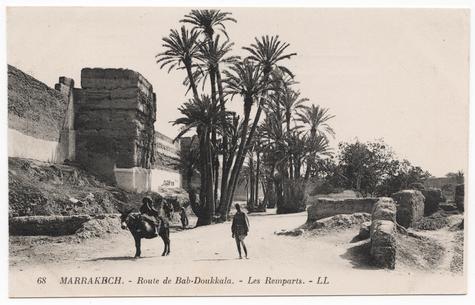 Straße von Bab Doukkala - Die Wälle