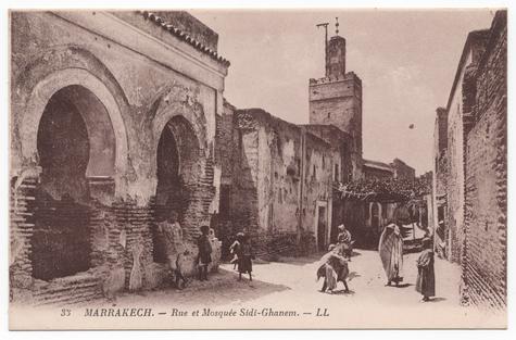 Sidi Ghanem Straße und Moschee